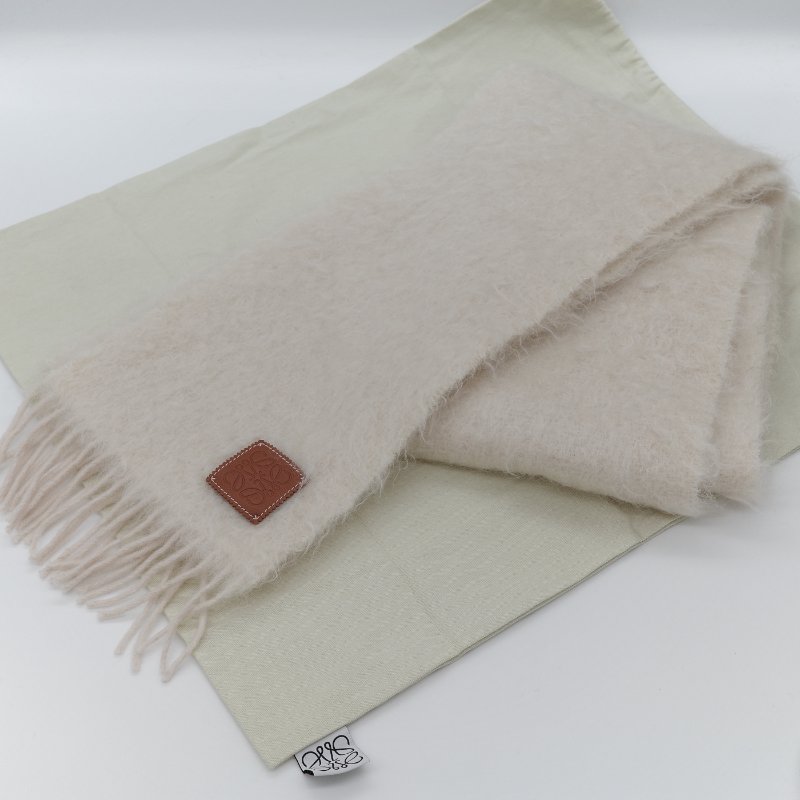 Loewe 羅威 Anagram 白色馬海毛 羊毛混紡標誌壓紋圍巾-6