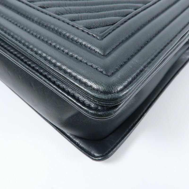 CHANEL 羊皮皮革Boy 28鏈帶肩背袋-13