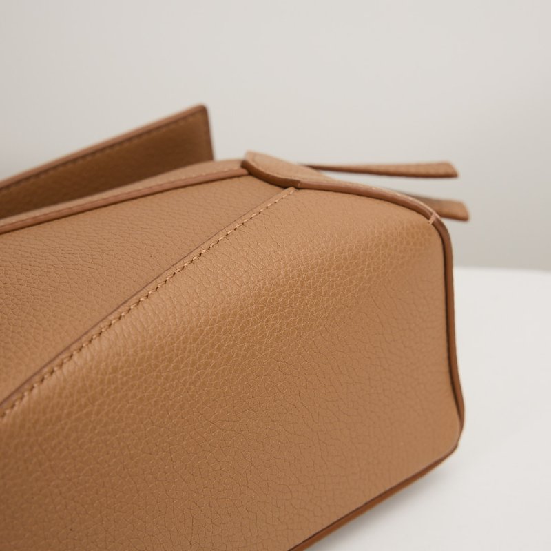 二手Loewe mini puzzle edge 太妃糖-4