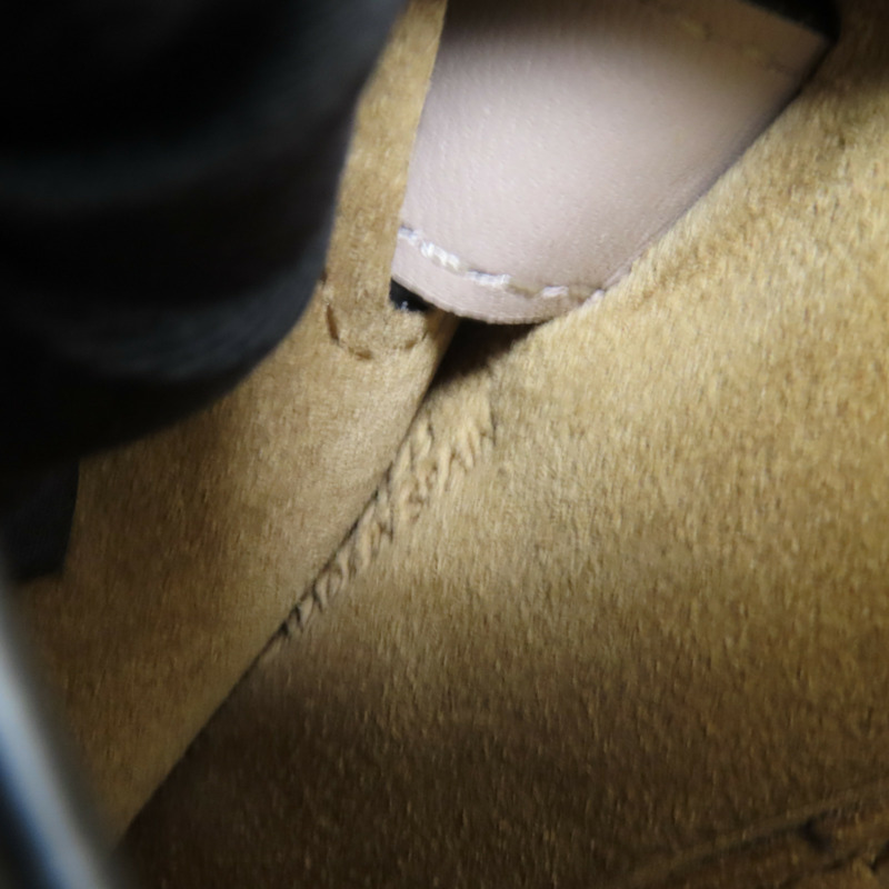 LOEWE 牛皮皮革Small Gate Bag金扣肩背袋-9