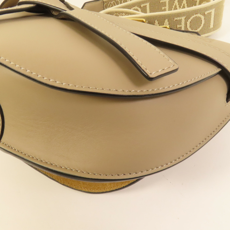 LOEWE 牛皮皮革Small Gate Bag金扣肩背袋-12