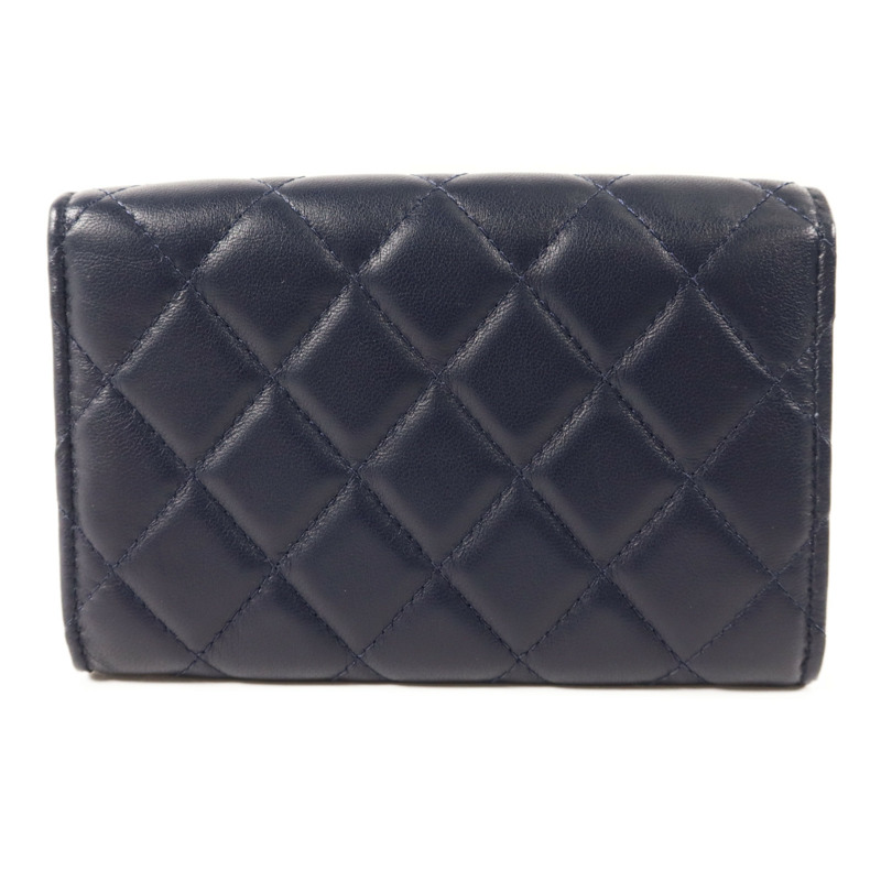 CHANEL 羊皮皮革Bifold Wallet銀扣錢包-1