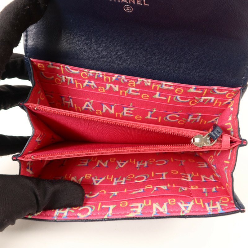 CHANEL 羊皮皮革Bifold Wallet銀扣錢包-4