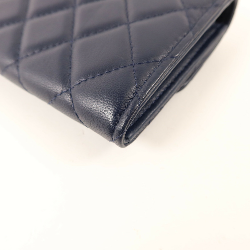 CHANEL 羊皮皮革Bifold Wallet銀扣錢包-14