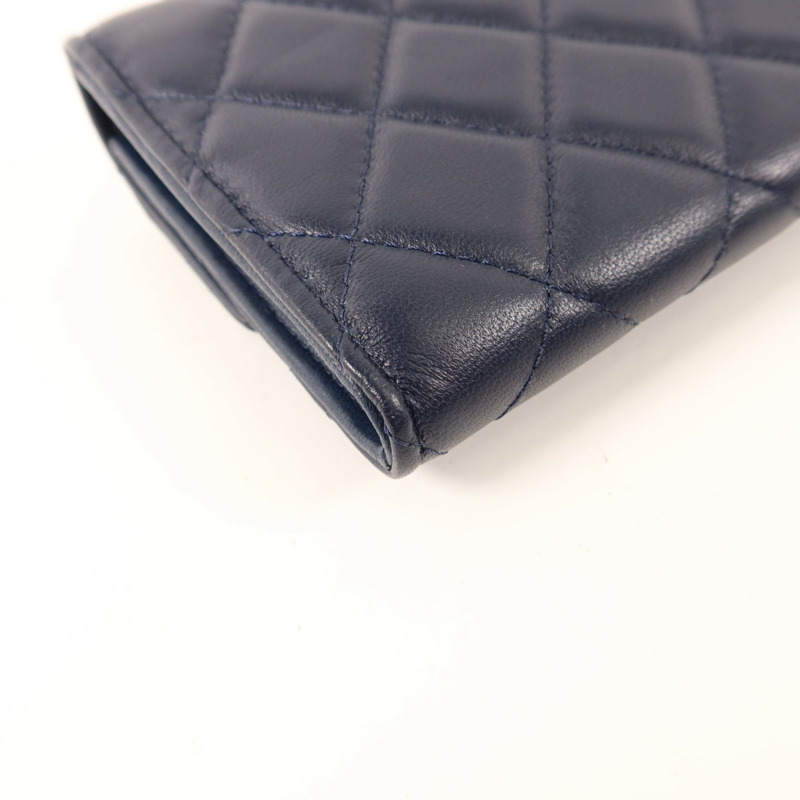 CHANEL 羊皮皮革Bifold Wallet銀扣錢包-15