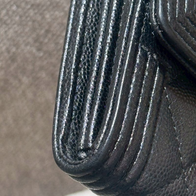 CHANEL BOY 經典菱格紋魚子醬牛黑金長夾-8