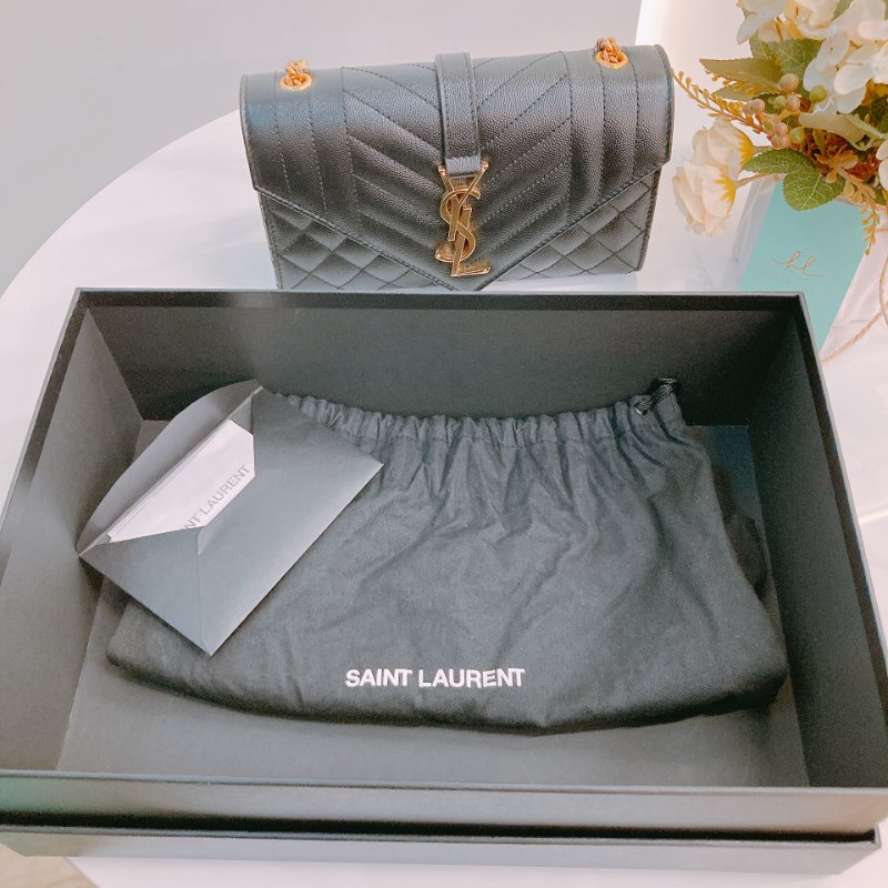 MS0596 Saint Laurent 聖羅蘭 信封袋 小號 顆粒牛皮 斜背 單肩 腋下 黑色 金扣 YSL Envelope Small Grained Calfskin Black x GHW-17
