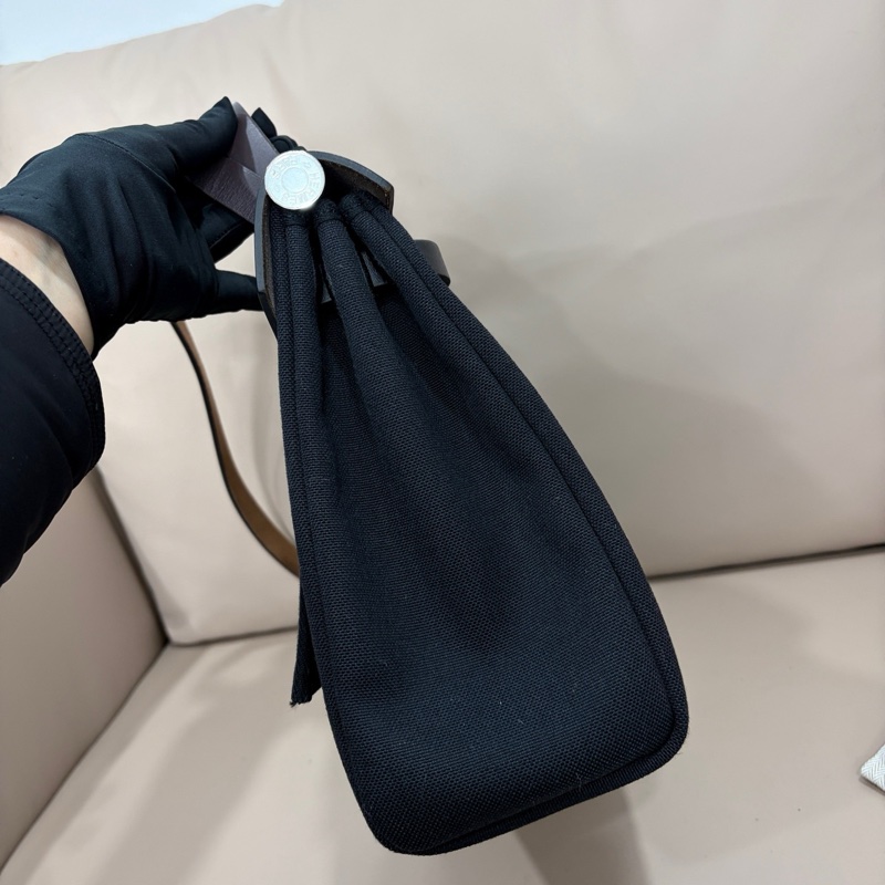 愛馬仕herbag31 黑藍粽三拼色 有子袋 鑰匙 鎖。-2