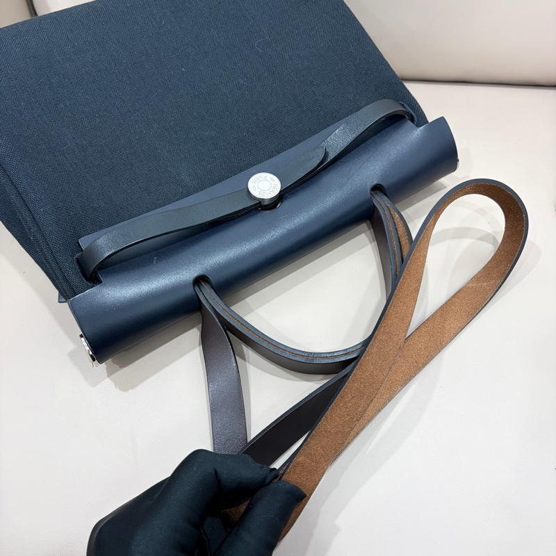 愛馬仕herbag31 黑藍粽三拼色 有子袋 鑰匙 鎖。-4