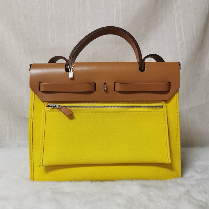 Hermes 愛馬仕 herbag31檸檬黃銀扣 鎖和鑰匙齊全。-1