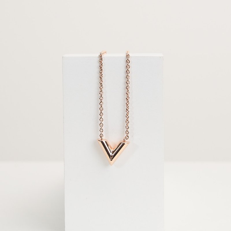 二手Lv Essential V字項鍊 玫瑰金-0