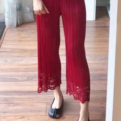 ▪️富貴選物FUGUEI▪️PP 三宅一生 磚紅色 蕾絲雕花 寬褲-0