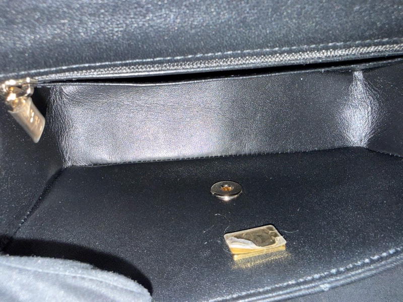 二手CHANEL黑色小羊皮菱格紋淡金扣20cm Mini COCO口蓋包A69900-14