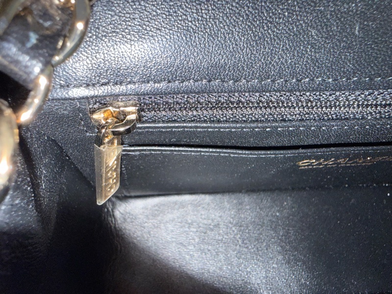 二手CHANEL黑色小羊皮菱格紋淡金扣20cm Mini COCO口蓋包A69900-15