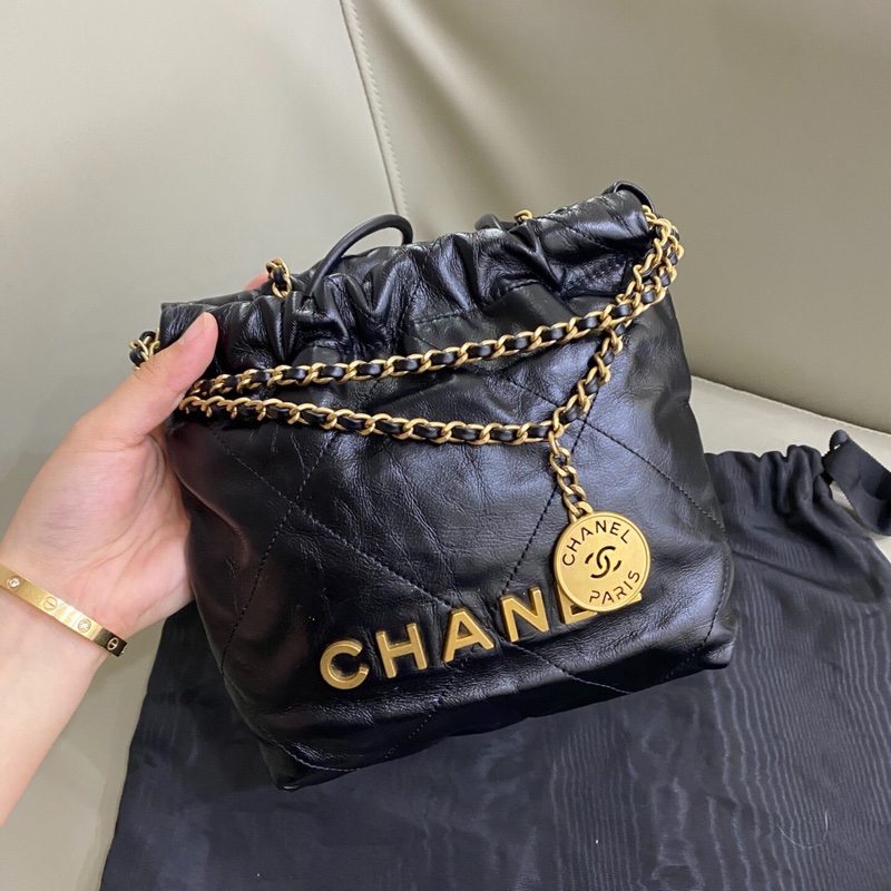【95新✨鬆弛感滿滿】Chanel 22 bag Mini 黑金迷你斜揹包|手提包-1