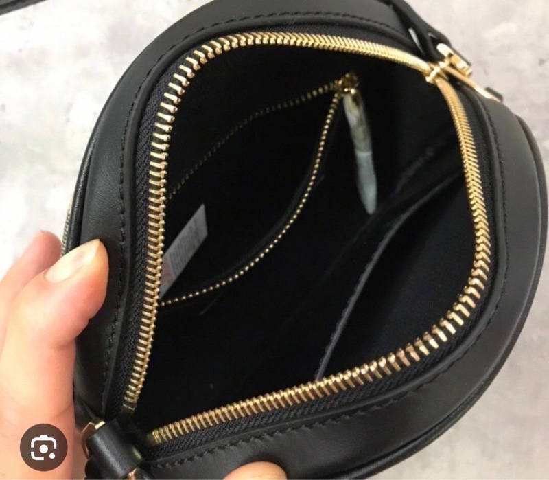 Burberry 經典格紋斜背圓餅包.黑邊-1