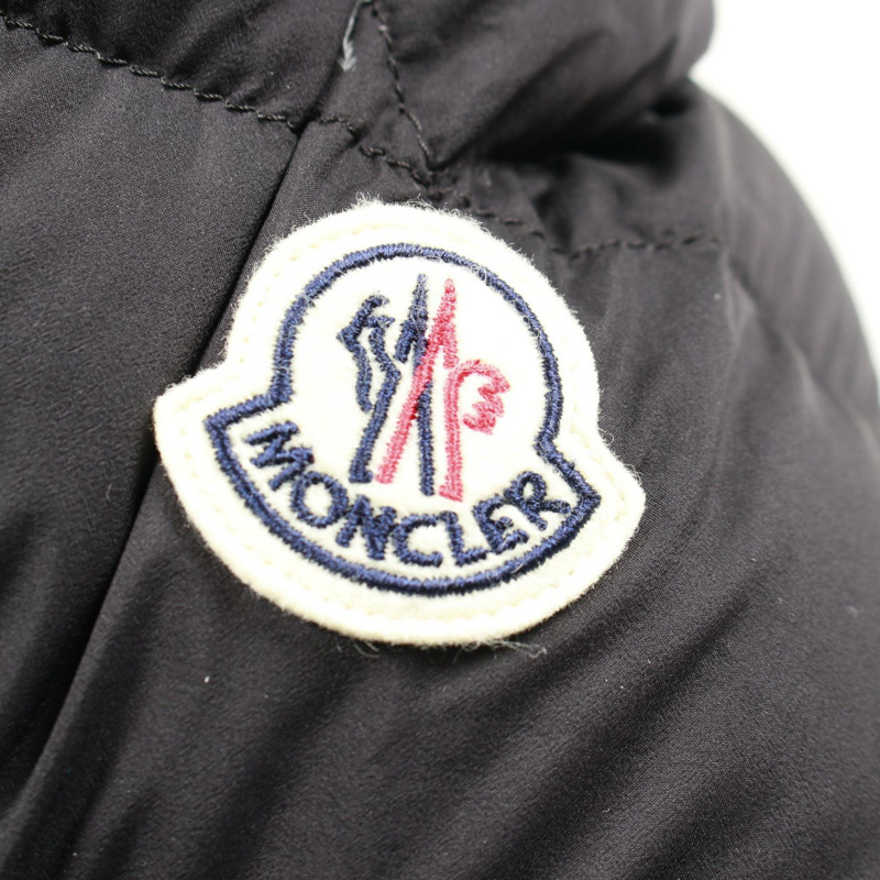 MONCLER CLUNYE 男士黑色尼龍羽絨外套(二手)-5