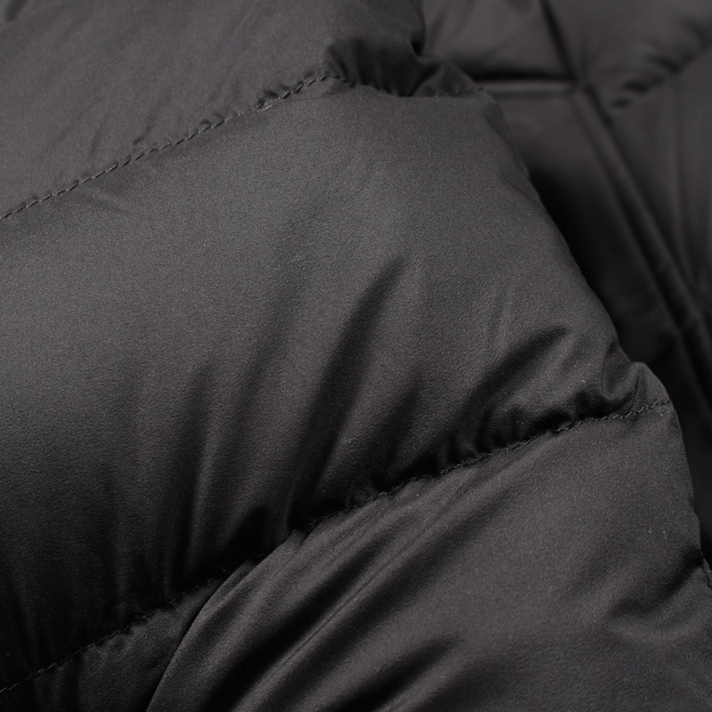 MONCLER CLUNYE 男士黑色尼龍羽絨外套(二手)-7