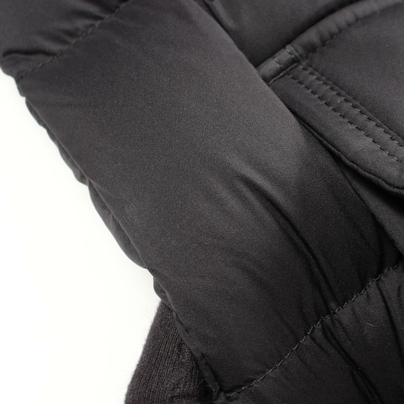 MONCLER CLUNYE 男士黑色尼龍羽絨外套(二手)-8