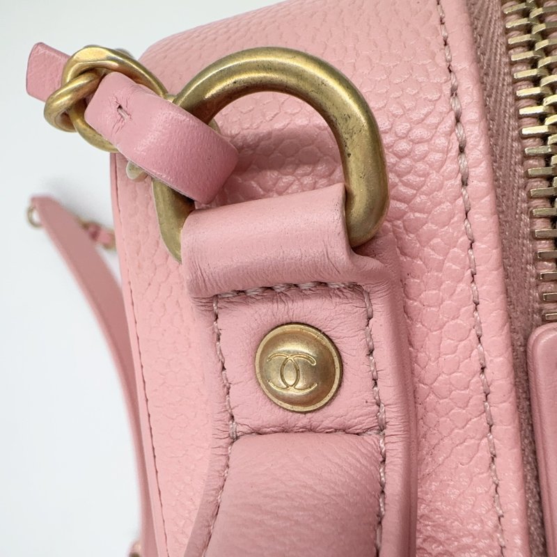 CHANEL水蜜桃粉金釦VANITY CASE中號化妝箱包A93343-19