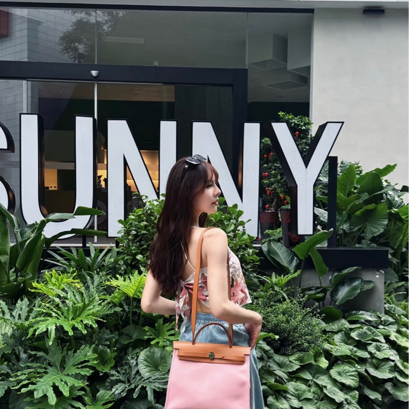 Hermes 愛馬仕 櫻花粉herbag31 手提單肩斜挎包 有鎖具 尺寸:29.8*24*10.5cm-5