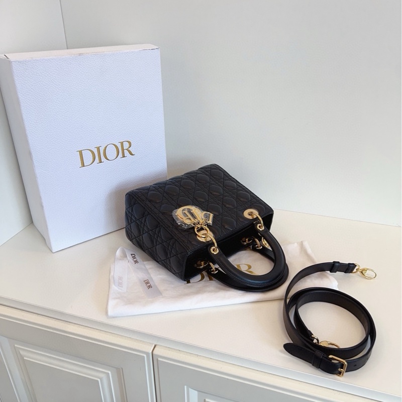 【98新帶膜🆕】Dior lady dior 中號 黑金 羊皮 五格戴妃包-6