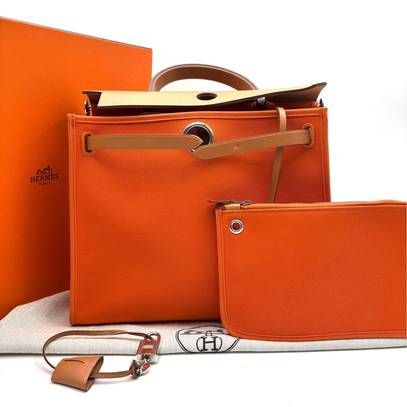 HERMES愛馬仕 Herbag Zip 31 銀扣 Officier帆布拼Hunter牛皮 單肩斜挎手提包 愛馬仕橙/茶色 尺寸31*10*25cm 附件防塵袋鎖頭鑰匙 成色97新-0