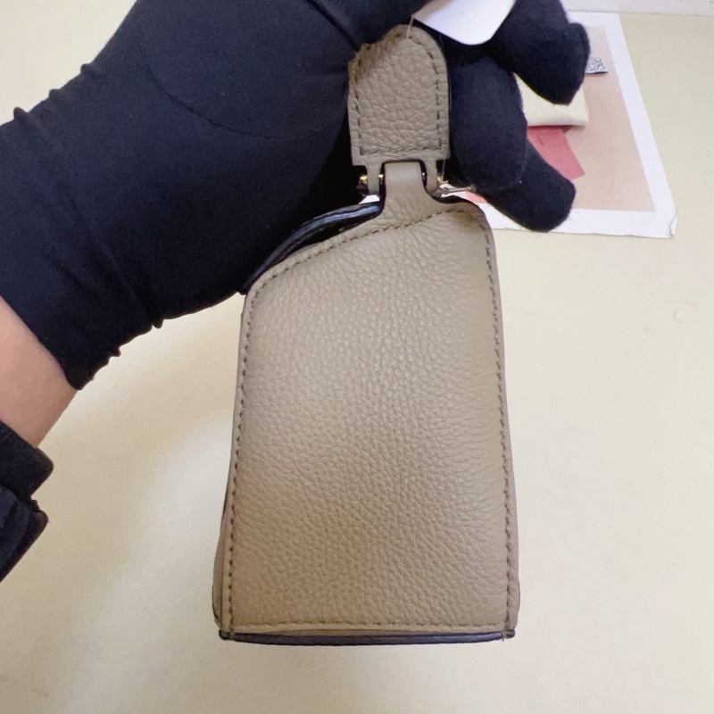 Loewe 羅意威puzzle 鼠尾草綠mini-3