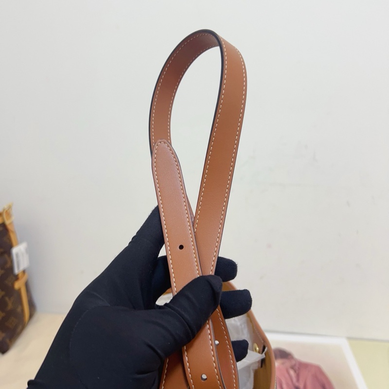 閒置CELINE賽琳 Triomphe 經典凱旋門滿印老花水桶包-6