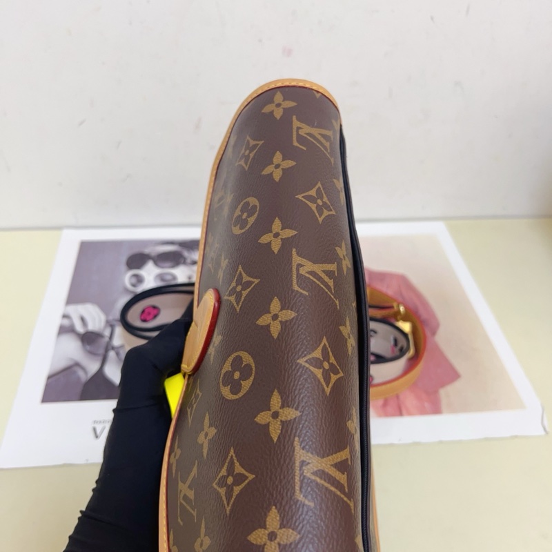 99新，路易威登LV Diane PM經典老花法棍包-6