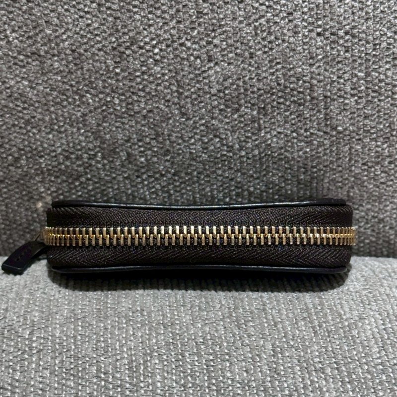 GUCCI GG 壓紋牛皮拉鍊零錢卡包-3