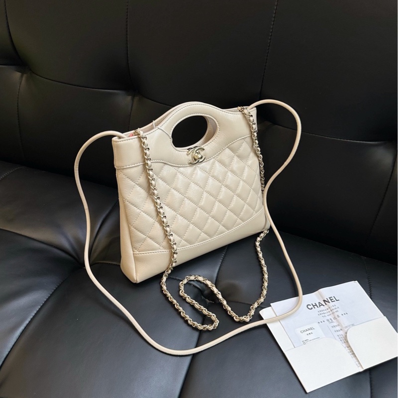 【閒置帶膜🆕】Chanel 25p淺米色金扣31bag mini 斜挎包-2