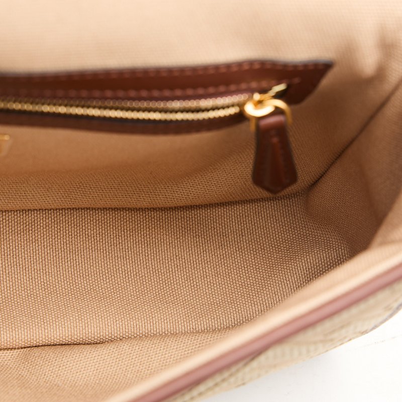 Fendi 中號刺繡法棍包/奶茶棕色-24