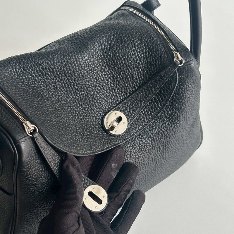 98新🖤 Hermès 愛馬仕 Lindy 26 黑色銀釦-12