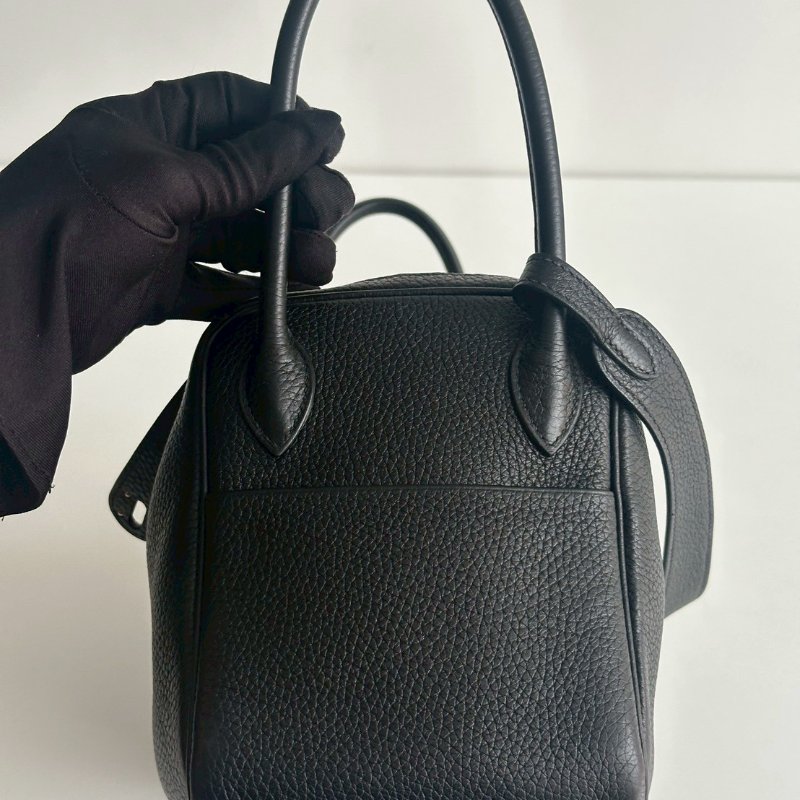 98新🖤 Hermès 愛馬仕 Lindy 26 黑色銀釦-16