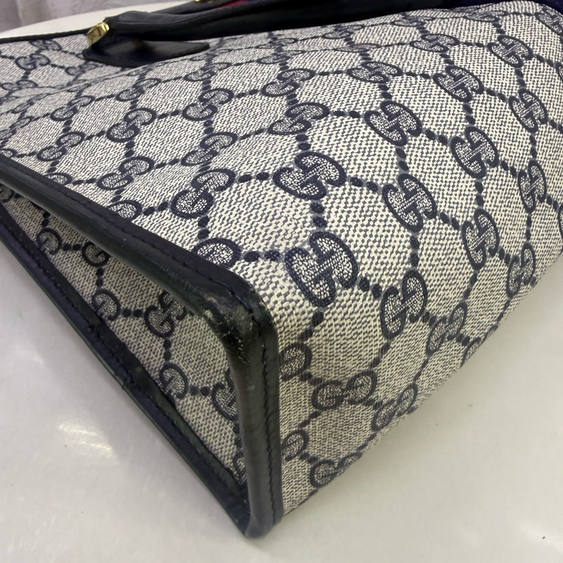 Vintage Gucci bag-16