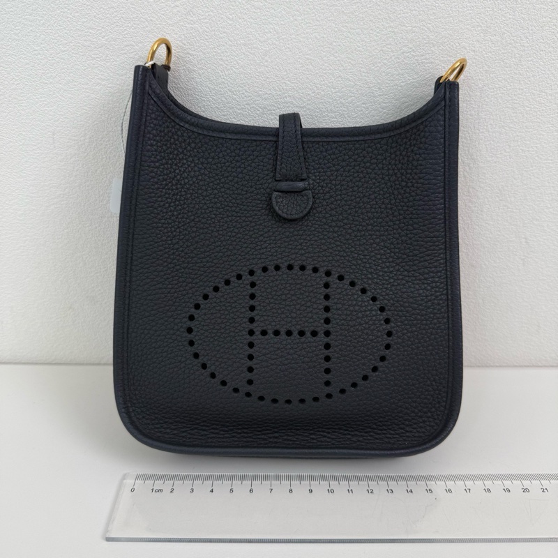 Hermes愛馬仕evelyne mini伊芙琳 黑金 單肩包斜挎包 尺寸:長寬高 17*18*5.5cm 附件:說明書 票 刷卡單-1