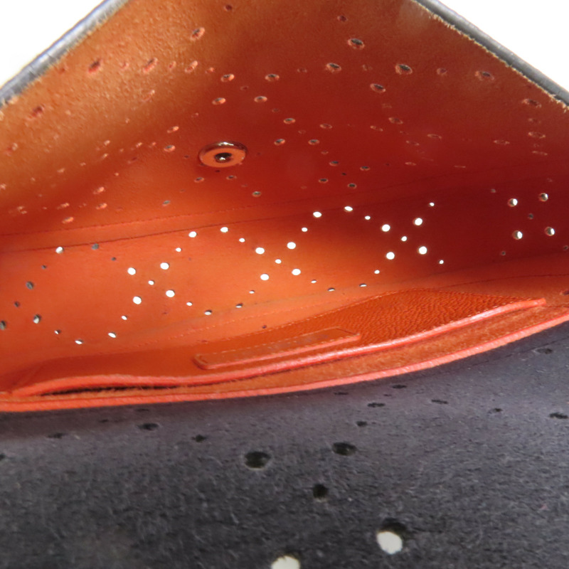 CHANEL 牛皮皮革Coco Curve銀扣肩背袋-4