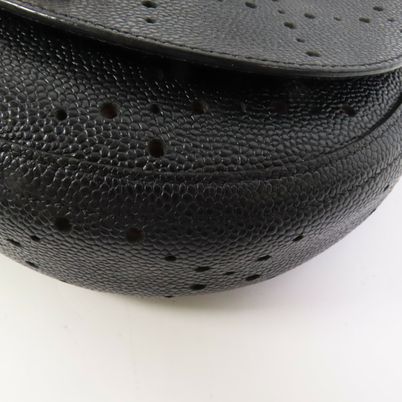 CHANEL 牛皮皮革Coco Curve銀扣肩背袋-12