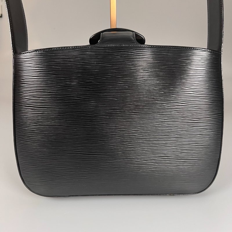LV M52162 黑水波紋腋下包-8