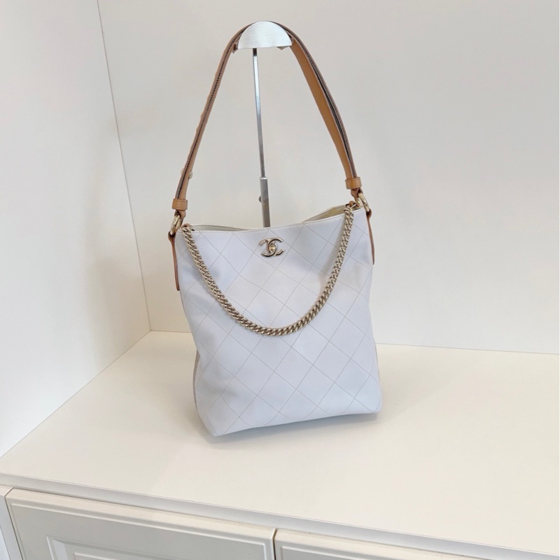 【98新🆕】Chanel 白金牛皮菱格🤍2way嬉皮水桶包 單肩包-1