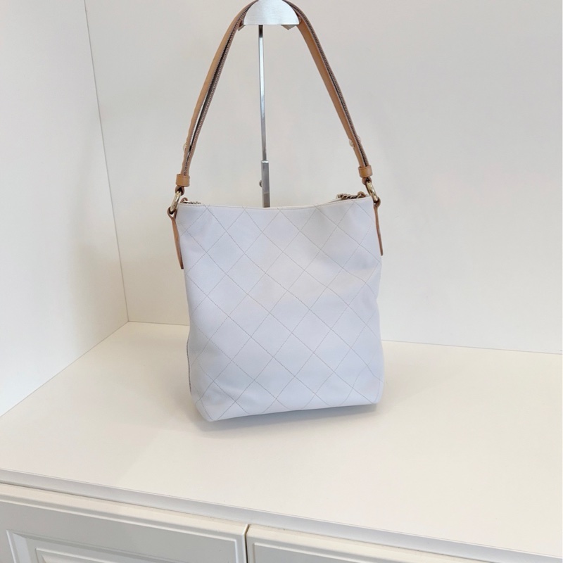 【98新🆕】Chanel 白金牛皮菱格🤍2way嬉皮水桶包 單肩包-2