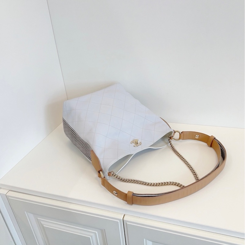 【98新🆕】Chanel 白金牛皮菱格🤍2way嬉皮水桶包 單肩包-3