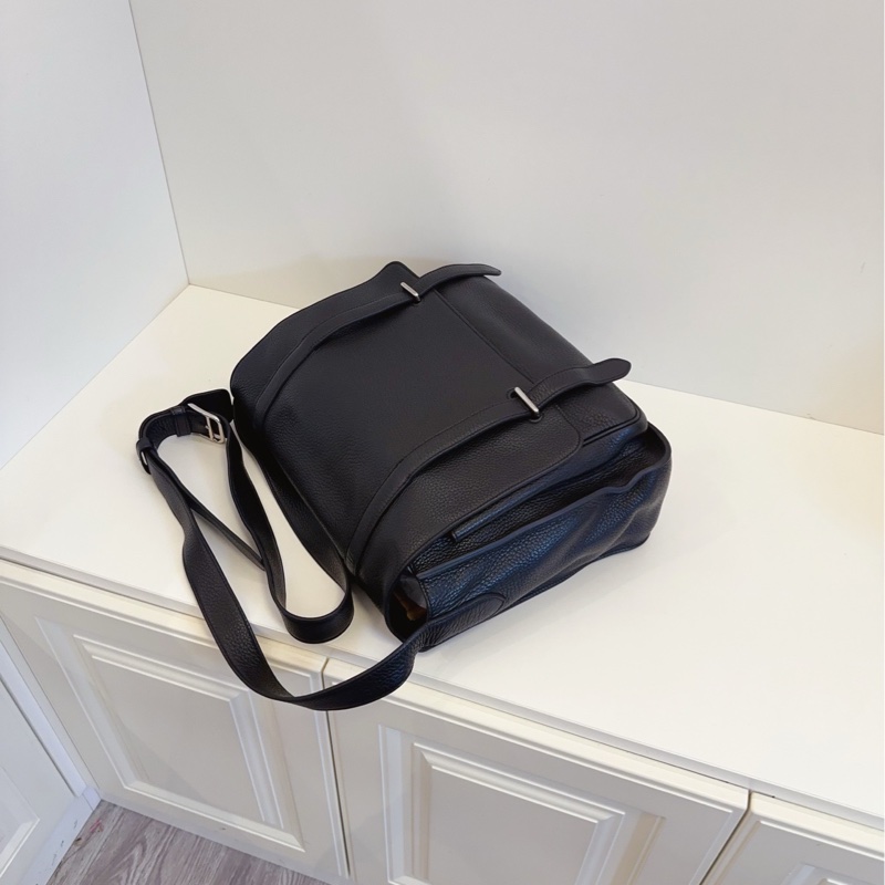 【98新🆕】Hermes  Steve 黑色男士翻蓋郵差包 斜挎包-7