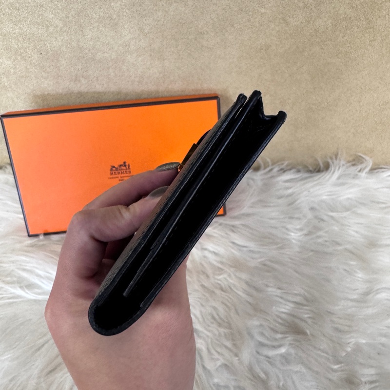 ［ 專櫃16萬難拿 ］Hermes Bearn 黑金Epsom長夾-3