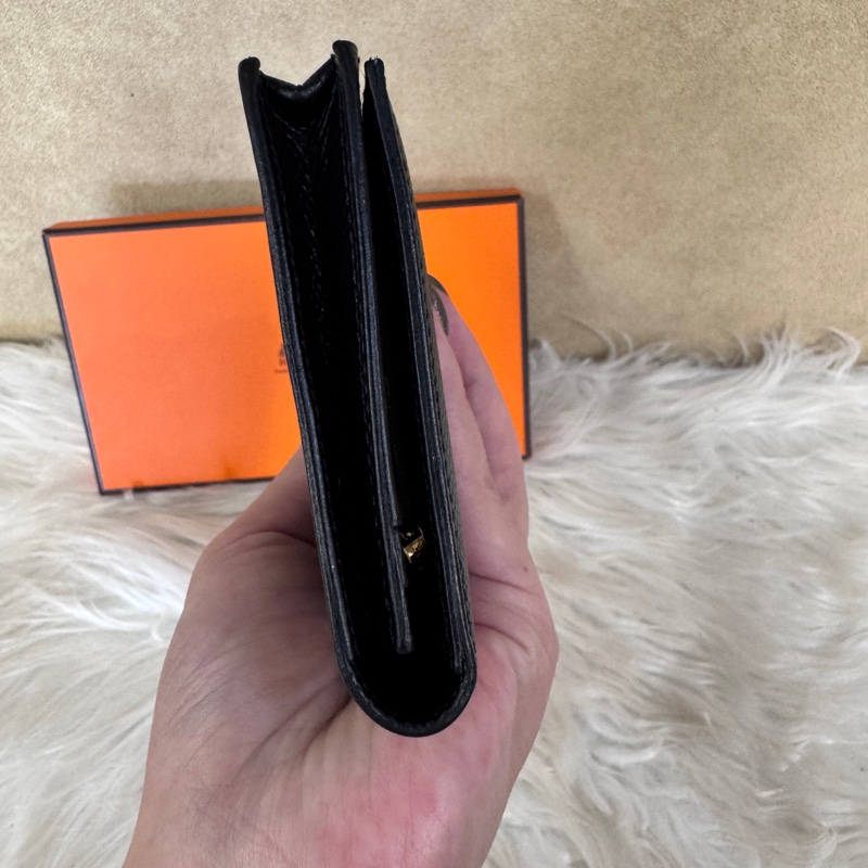 ［ 專櫃16萬難拿 ］Hermes Bearn 黑金Epsom長夾-5