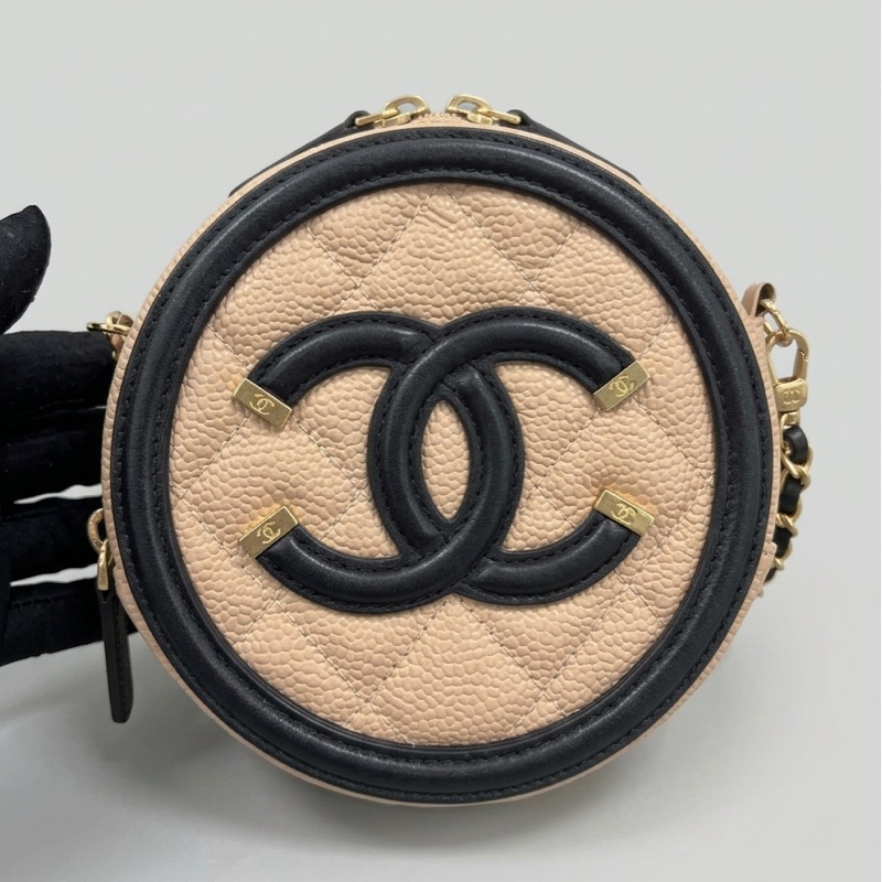 CHANEL香奈兒 米黑荔枝紋牛皮圓餅包 肩背包 27開 尺寸12*4.5*12 保卡-2