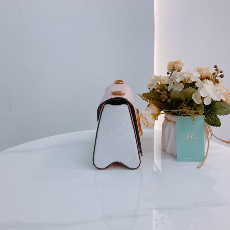 MS0598 Louis Vuitton 路易威登 扭扭包 小號 水波紋 樹皮紋 粉紅色 鴛鴦金扣 Twist PM Epi Pink and Stone x GHW-2