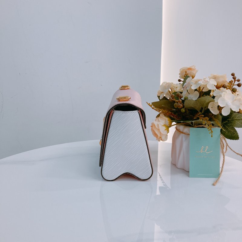 MS0598 Louis Vuitton 路易威登 扭扭包 小號 水波紋 樹皮紋 粉紅色 鴛鴦金扣 Twist PM Epi Pink and Stone x GHW-3