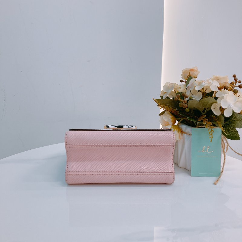 MS0598 Louis Vuitton 路易威登 扭扭包 小號 水波紋 樹皮紋 粉紅色 鴛鴦金扣 Twist PM Epi Pink and Stone x GHW-4